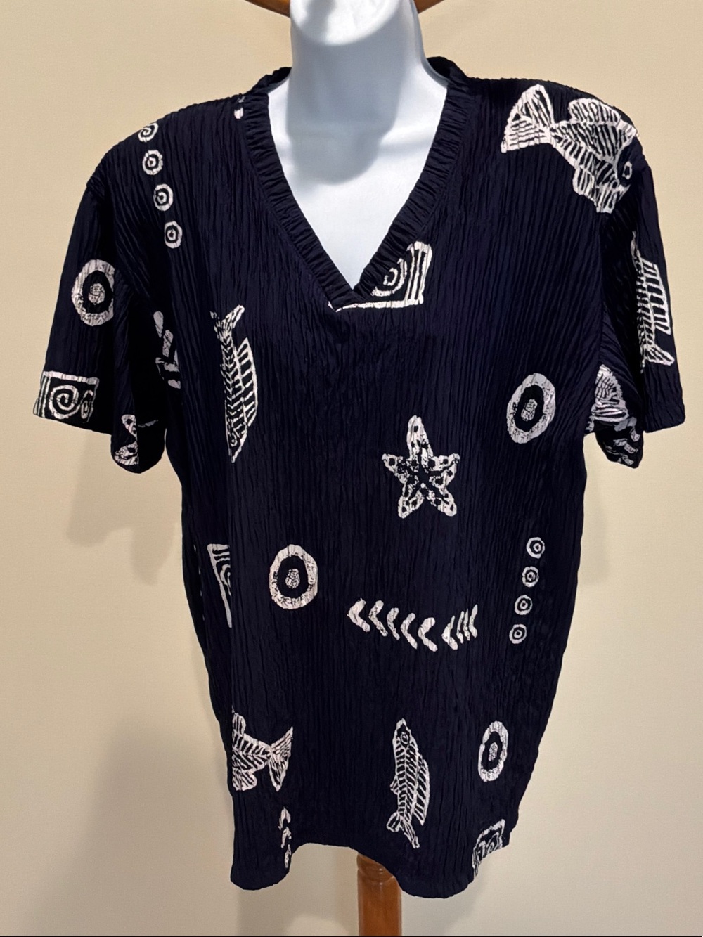 Navy Blue V-Neck Printed Women’s Top size 2X nautical theme